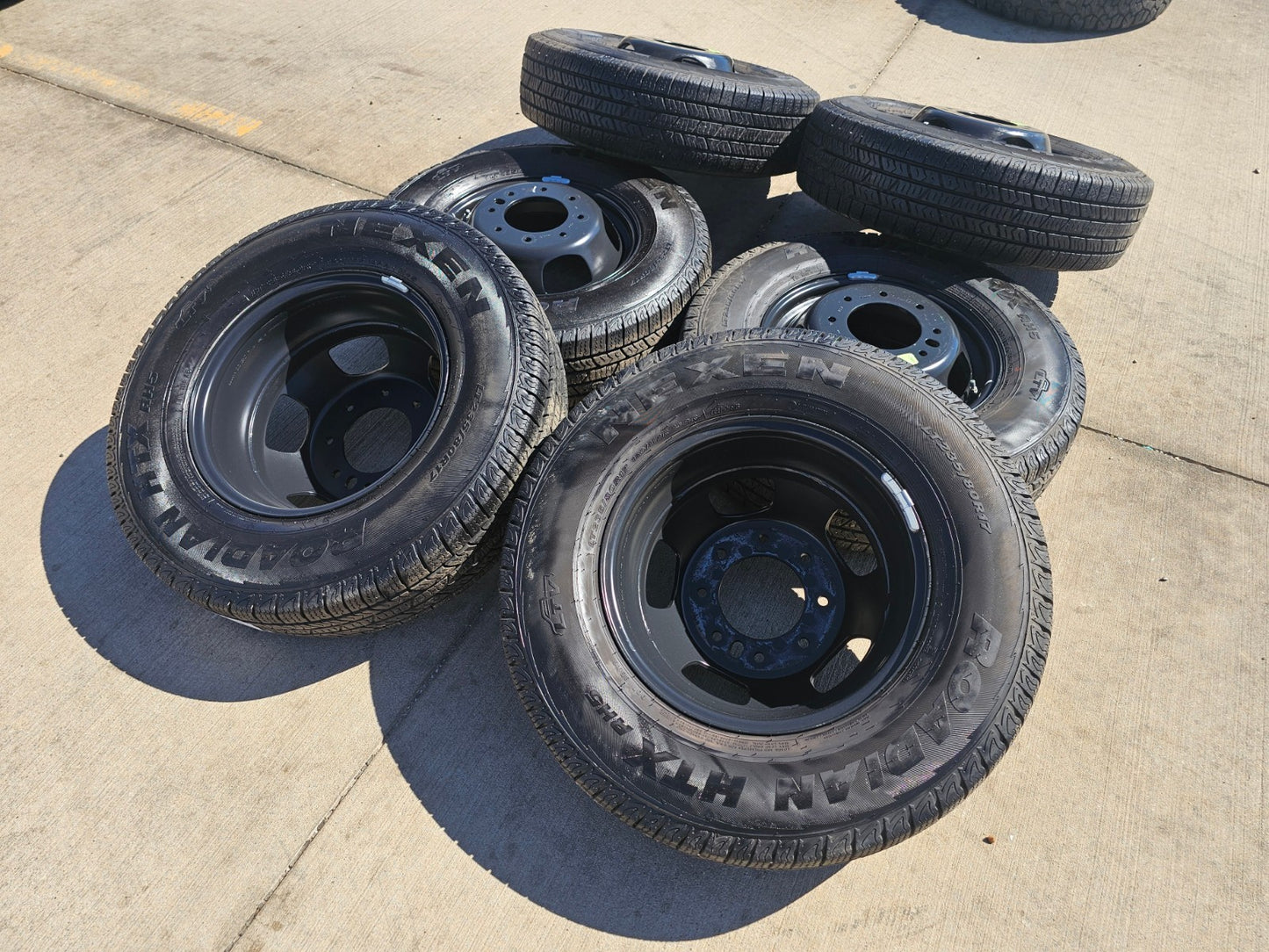 17" Dodge Ram 3500 Dually Laramie 8x200 wheels rims OEM 2703 2704 NEXEN