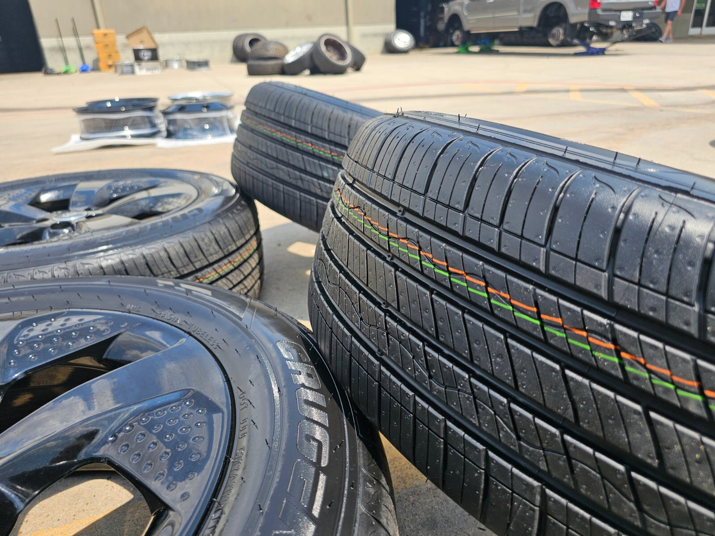18" Land Rover Discovery Sport OEM 72337 wheels rims Evoque tires NEW