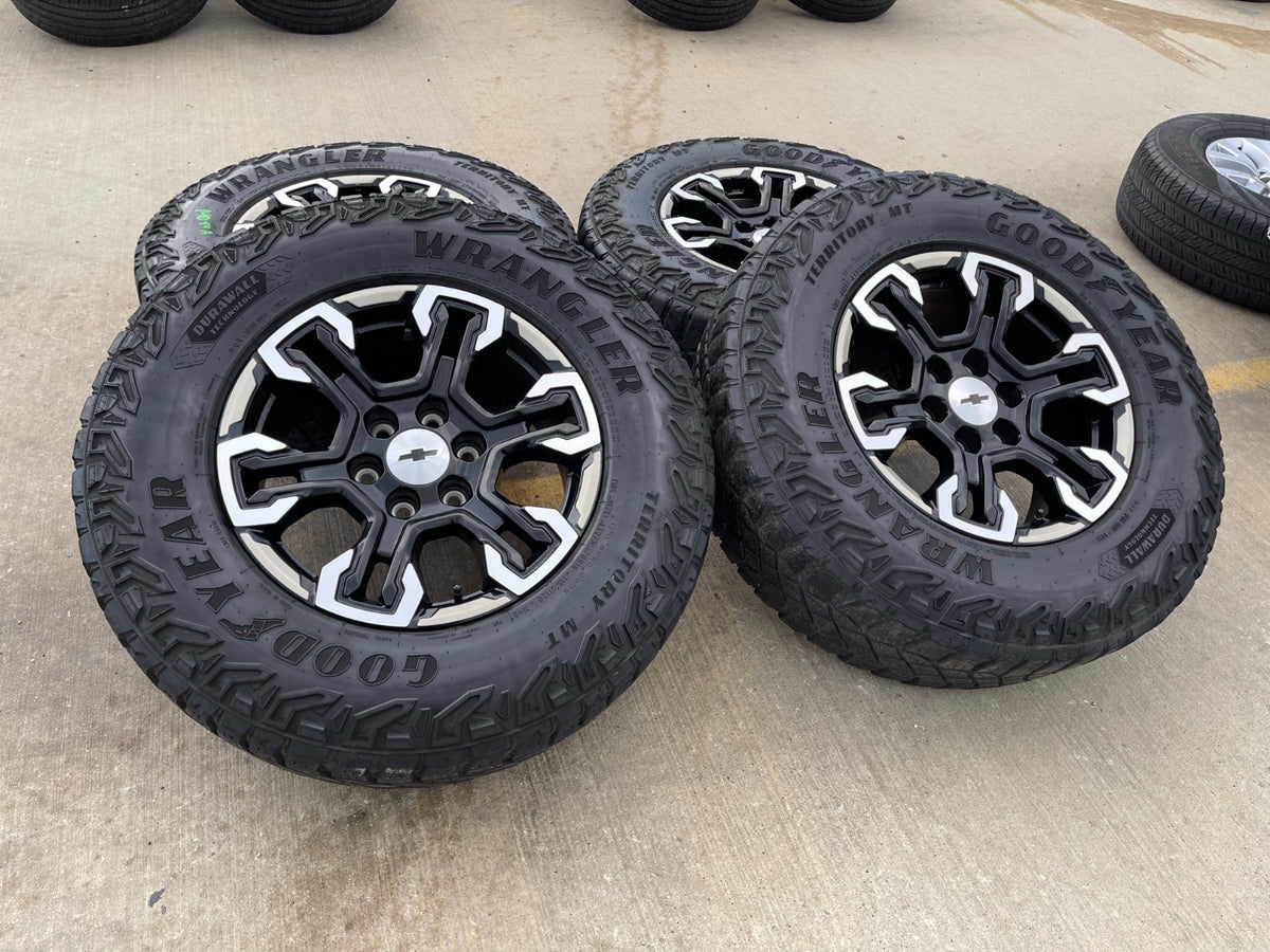 18" Chevy Silverado ZR2 Tahoe Sierra OEM 95415 SET wheels rims GOODYEAR SET