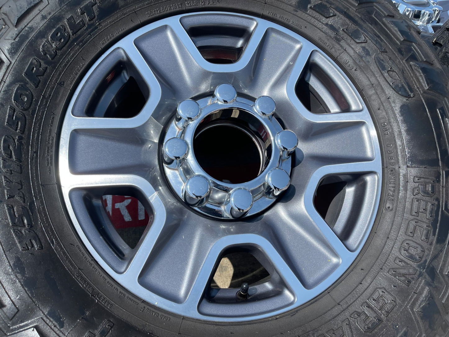 18" Ford F-250 F-350 Lariat FX-4 OEM wheels 10480 10298 SET tires NITRO 35"