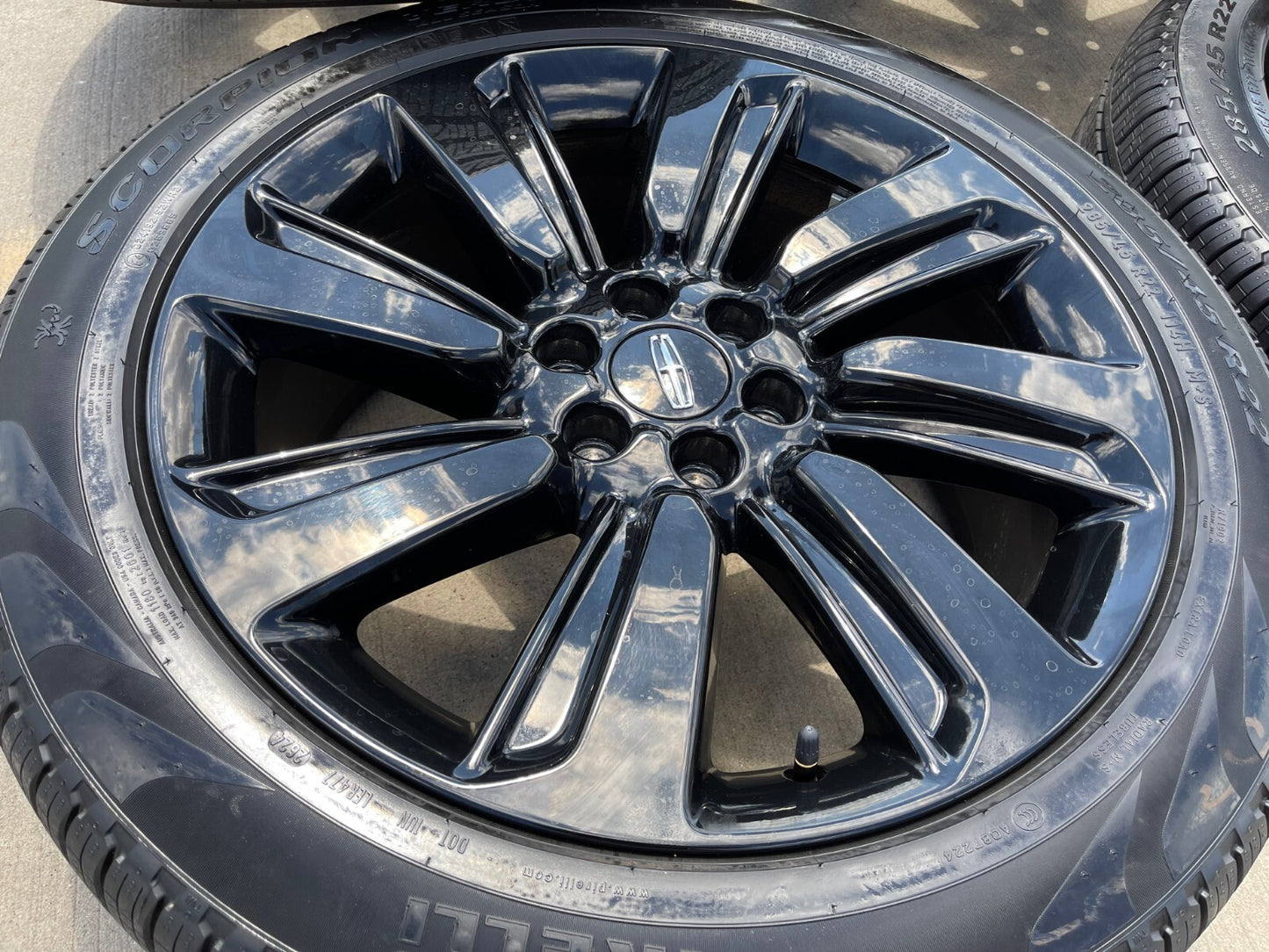 22" Lincoln Navigator OEM rims wheels Black Label 95384 10496 2022 2023 2025 NEW