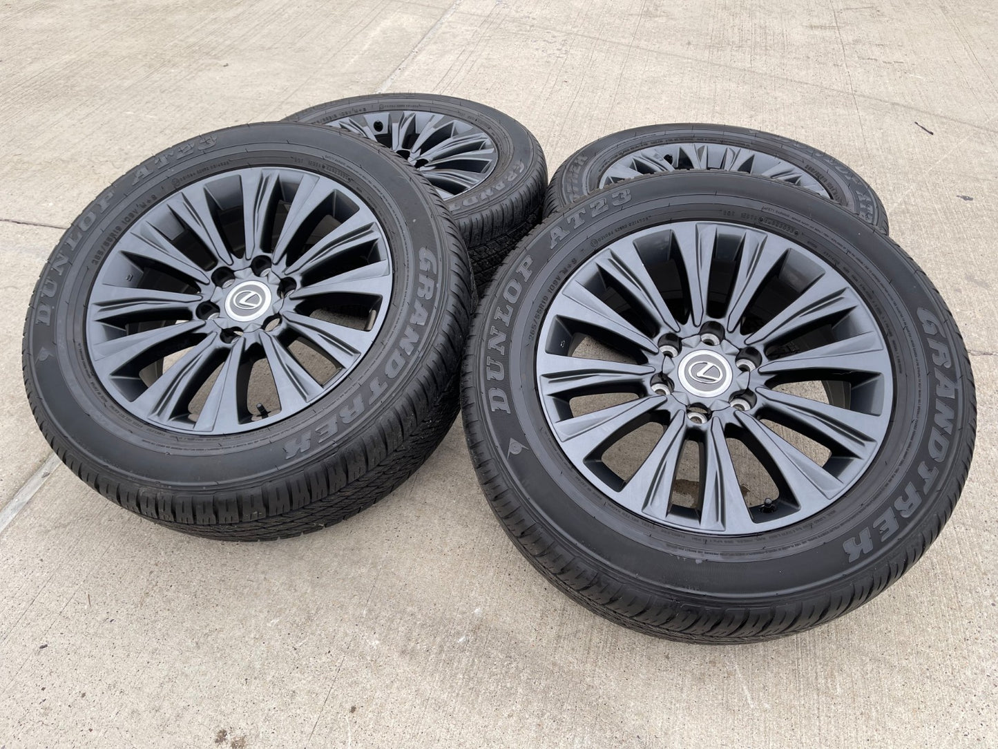 19" Lexus GX460 GX470 Tacoma 4Runner OEM 74388 wheels rims tires DUNLOP