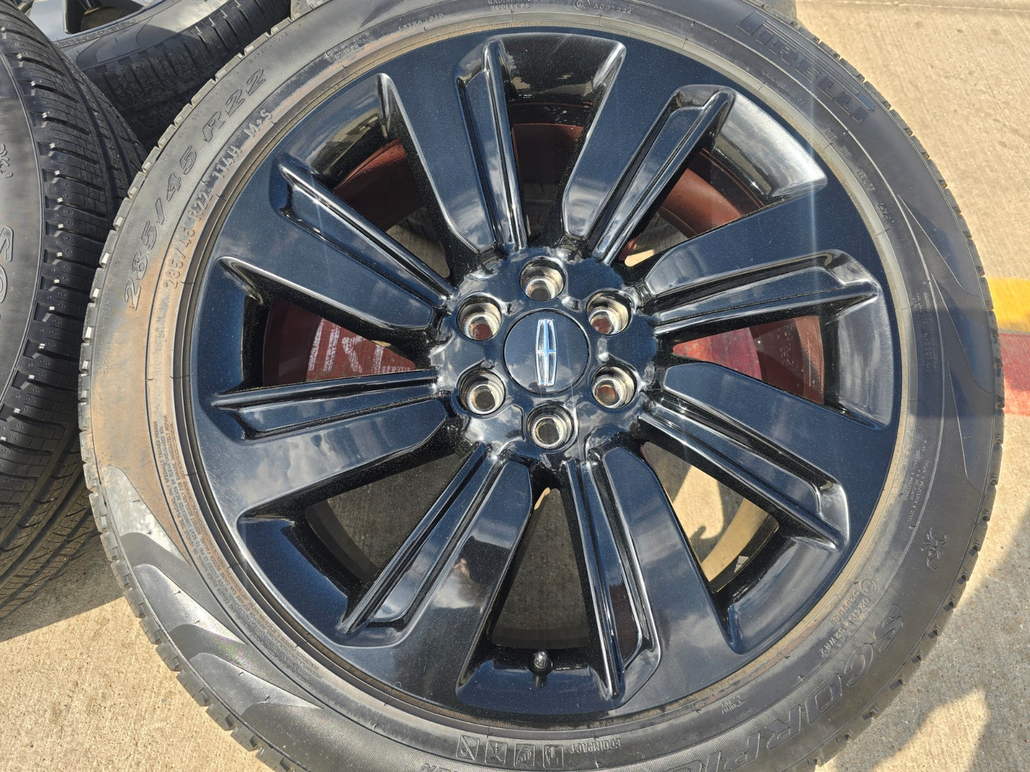 22" Lincoln Navigator OEM rims wheels Black Label 95384 10496 tires PIRELLI NEW