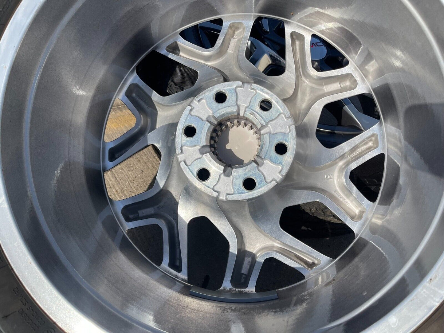 20" GMC Sierra Silverado Tahoe Yukon OEM wheels rims 2021 2022 2023 2024 2025