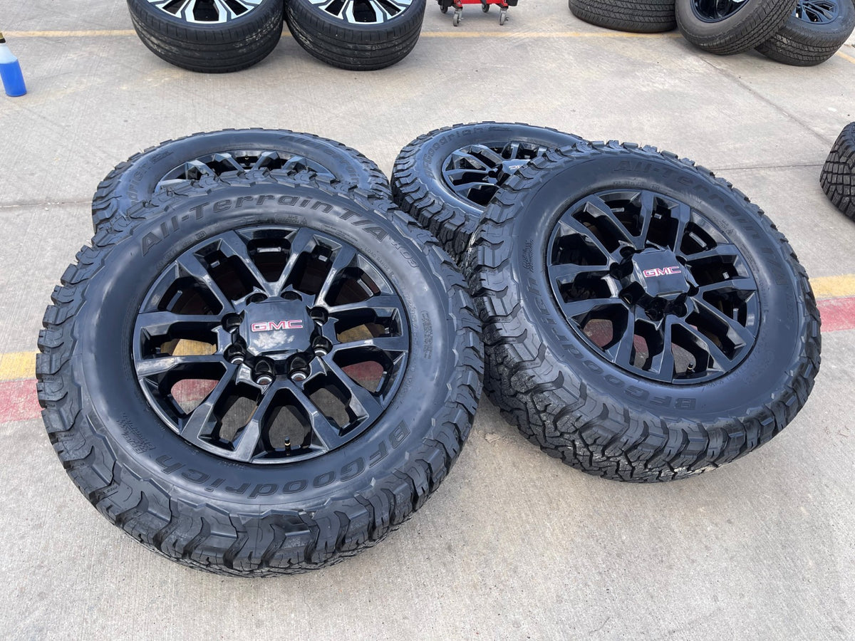 20" Chevy Silverado Trail Boss GMC AT4 2500 OEM 94030 wheels rims NEW BFG KO3 35