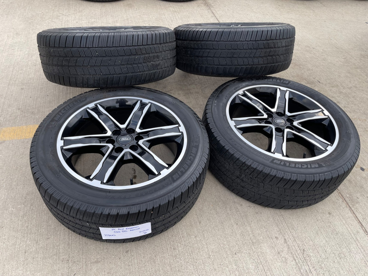 22" Ford F-150 Expedition PERFORMANCE OEM 10200 rims wheels MICHELIN