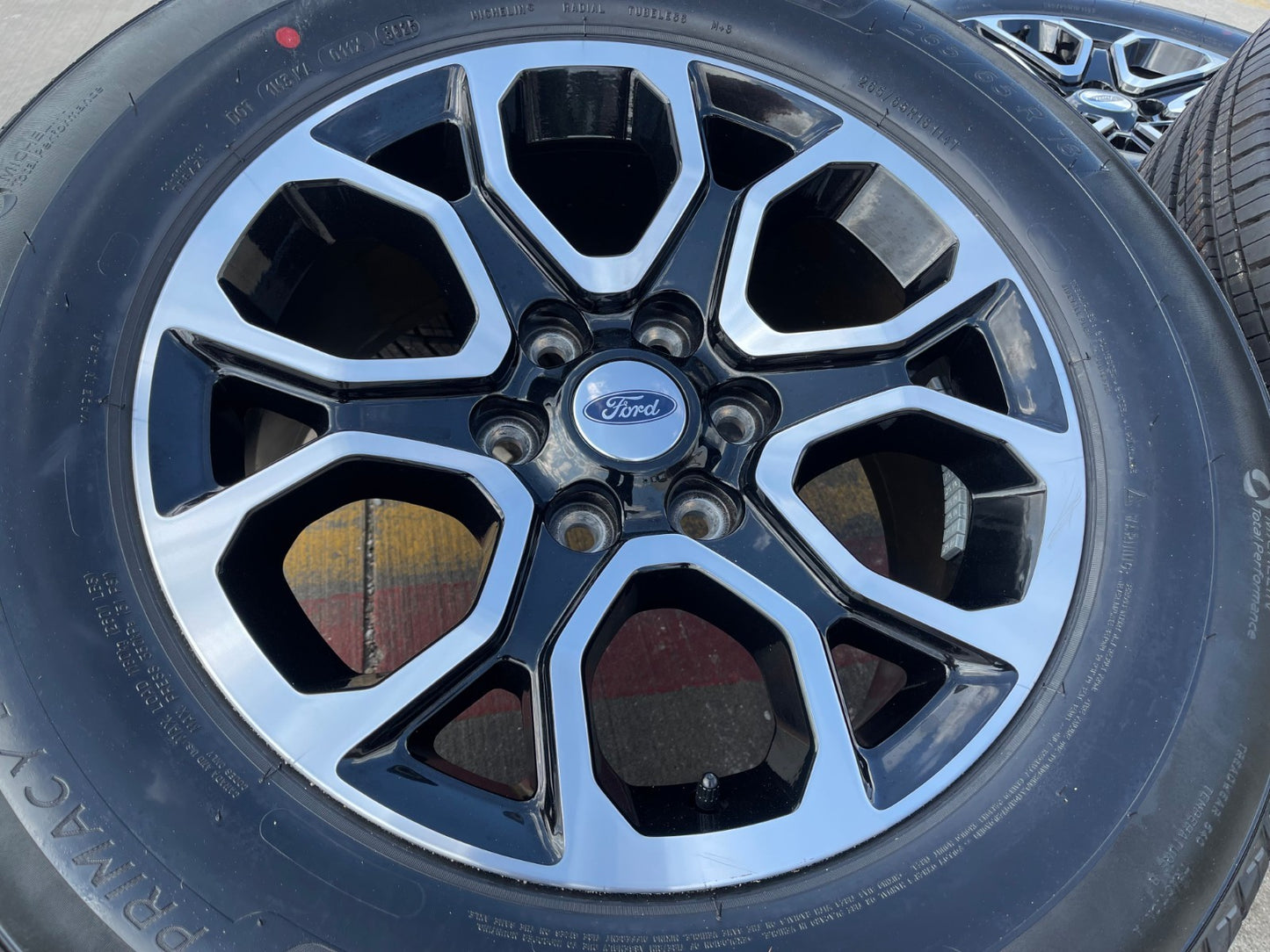 18" Ford F-150 OEM rims wheels 10438 Expedition 2024 2025 2026 2027 MICHELIN NEW