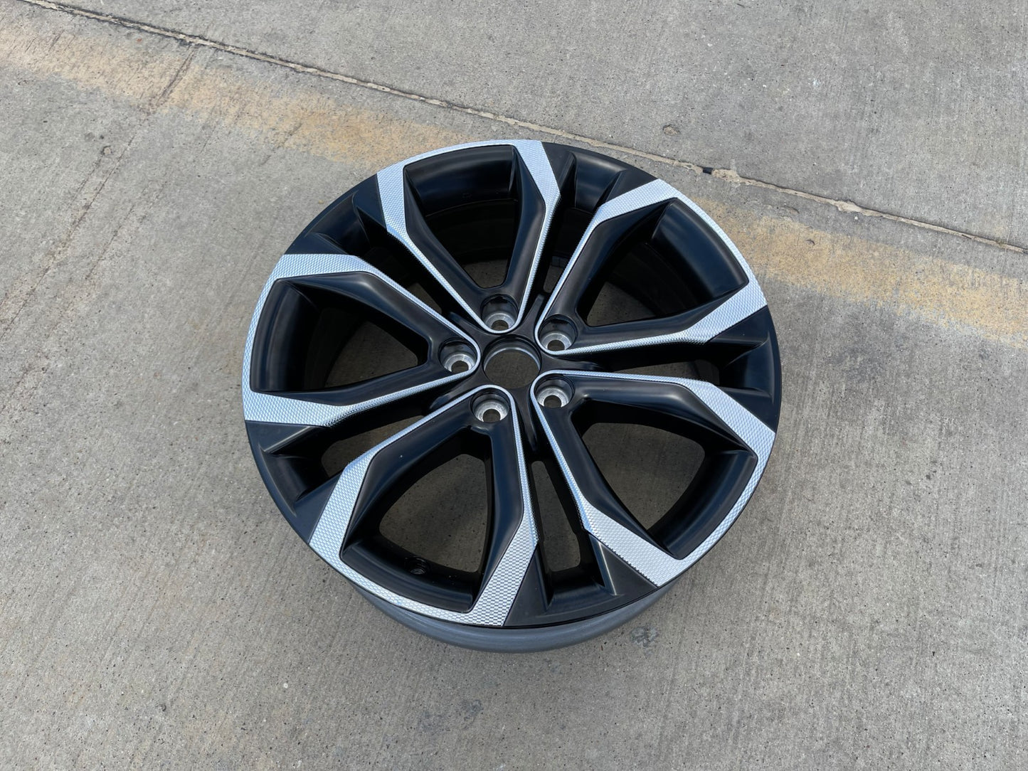 20" Toyota Sienna OEM 69167 rim wheel Venza Rav4 CH-R 2022 2023 2024 2025 2026