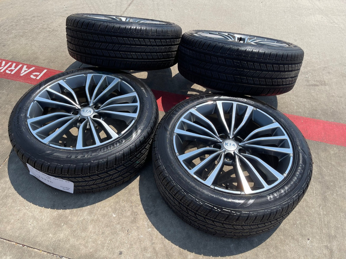 18" Kia Stinger Optima K5 Forte OEM 74773 wheels rims GOODYEAR SET