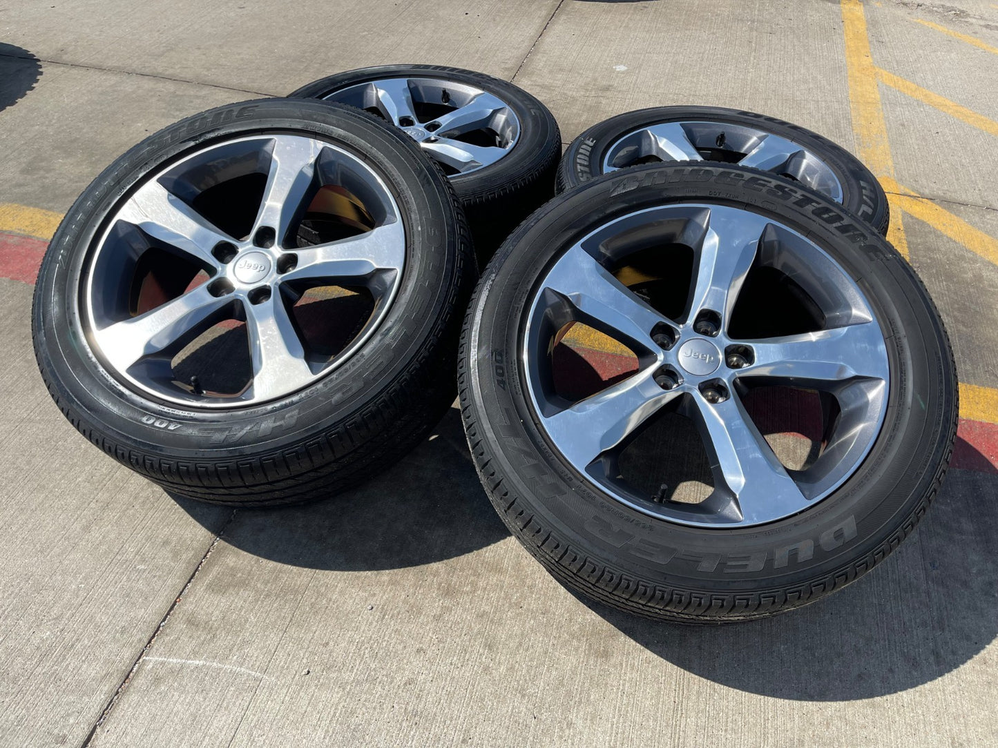 20" Jeep Grand Cherokee L OEM wheels rims 9287 95199 tires DISCOUNTED