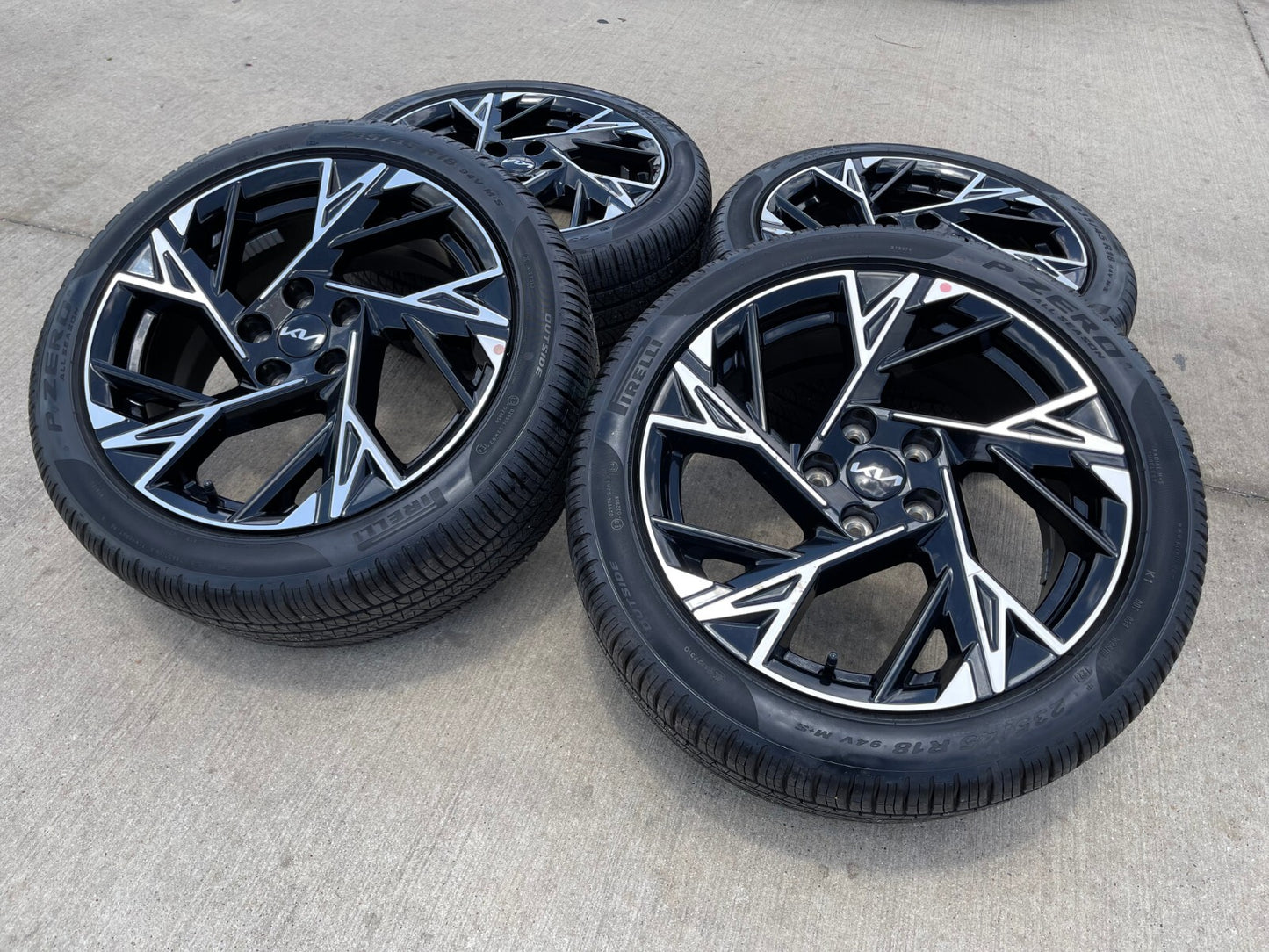 18" Kia K4 K5 OEM wheels rims tires Sonata Stinger Forte Optima 2024 2025 NEW