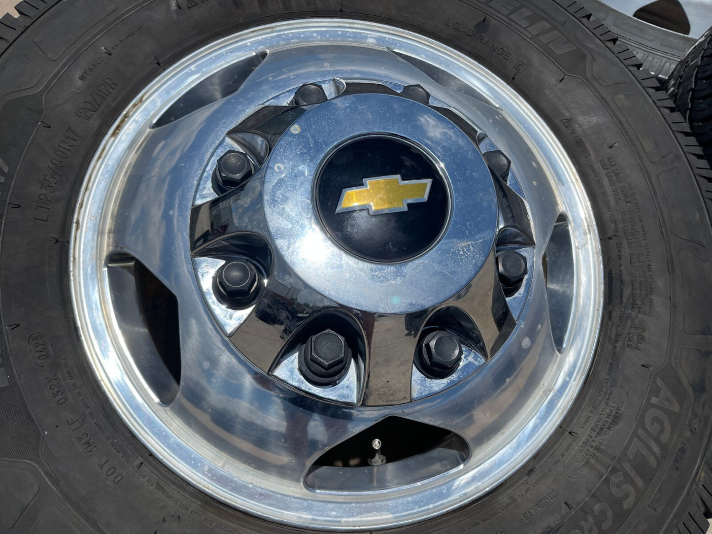 17" Chevy Silverado GMC Sierra 3500 Dually rims wheels OEM 5519 5520 MICHELIN