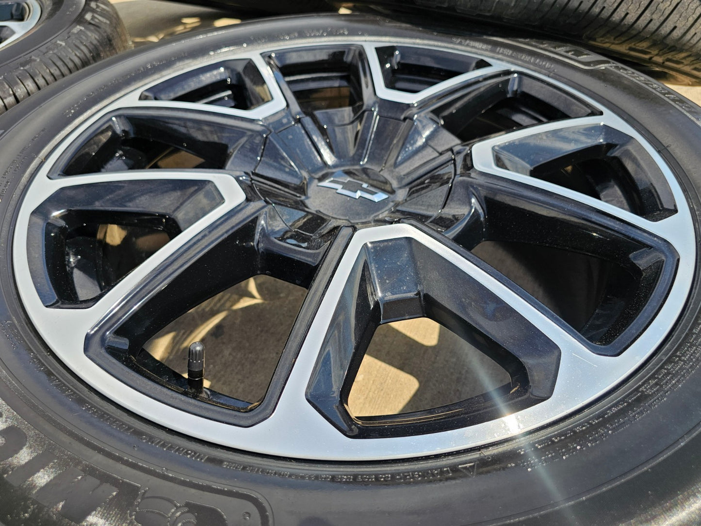 22" Chevy Tahoe Suburban RST OEM 14035 wheels rims SET Silverado 2025 2026 NEW