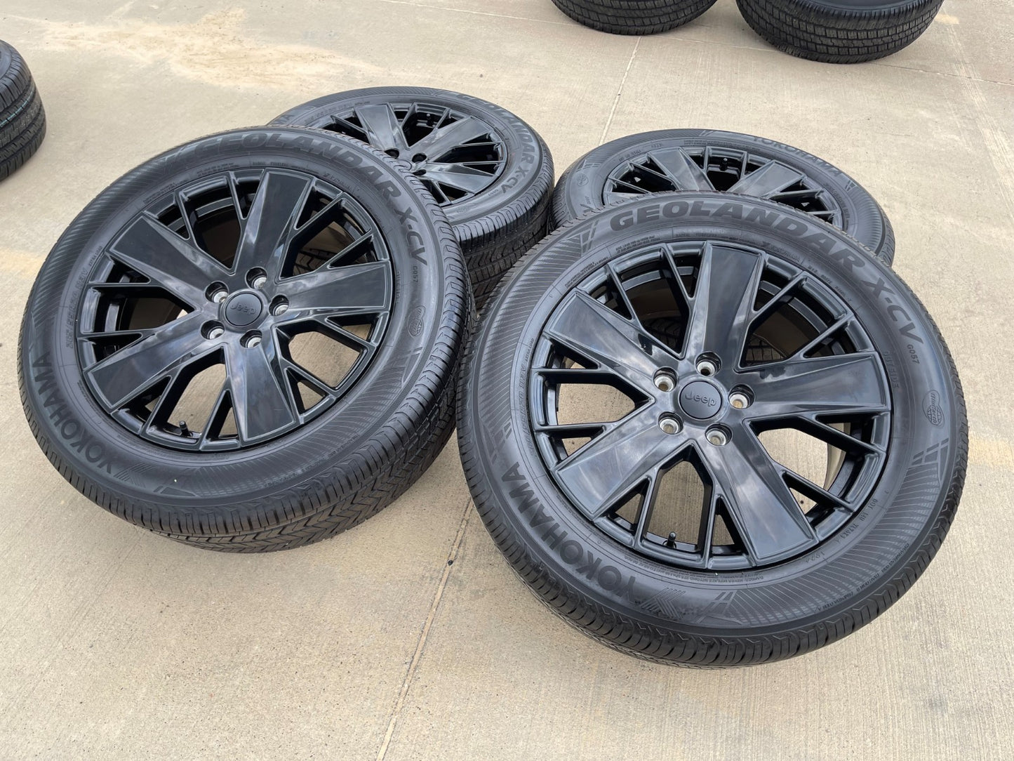 20" Jeep Grand Cherokee L OEM wheels rims Durango SET 2024 2025 2026 2027 NEW