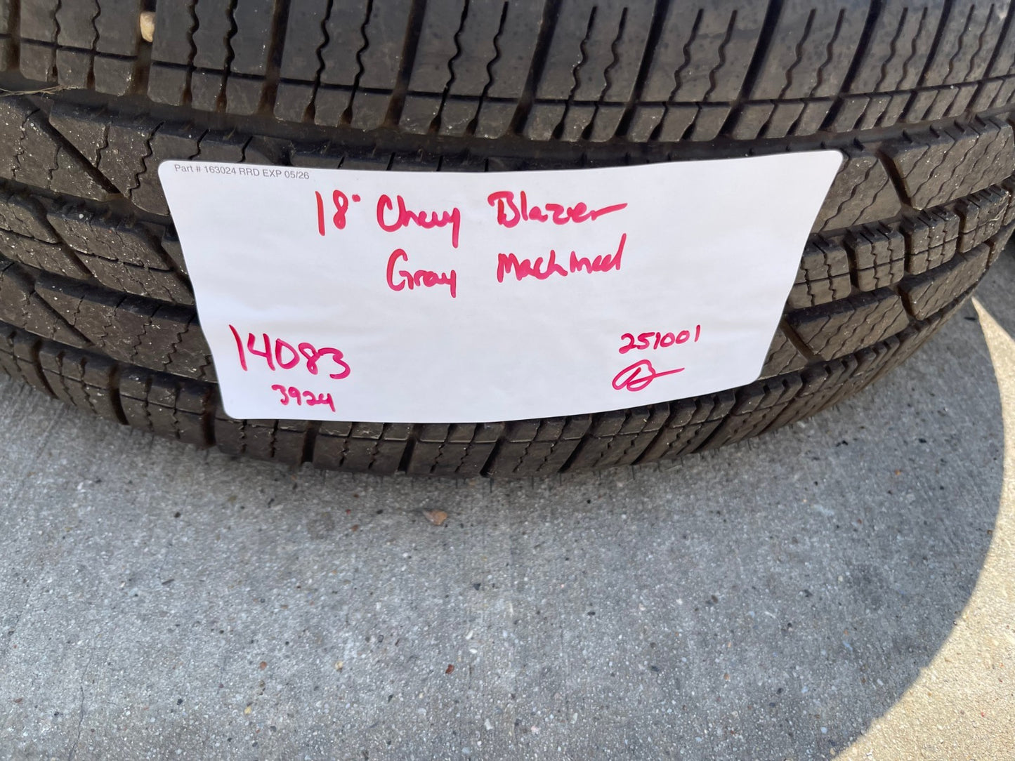 18" Chevy Blazer Traverse GMC Acadia OEM 14083 wheels rims tires NEW