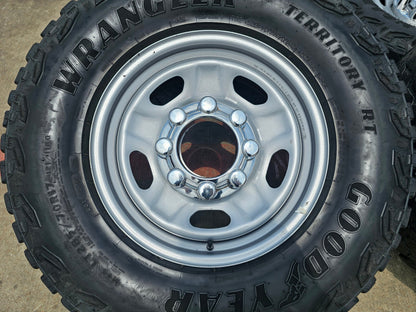 17" Ford F-250 F-350 OEM 3828 wheels rims tires GOODYEAR R/T 33"