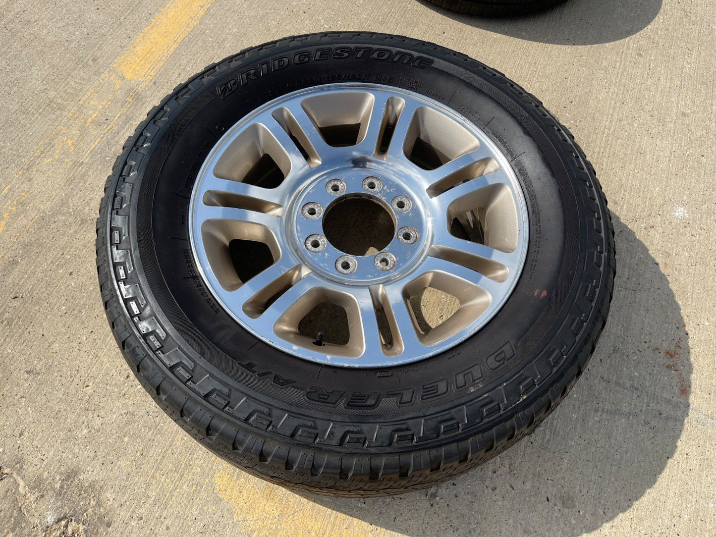 20" Ford F-250 F-350 OEM 3951 3845 KING RANCH rim wheel tire BRIDGESTONE A/T