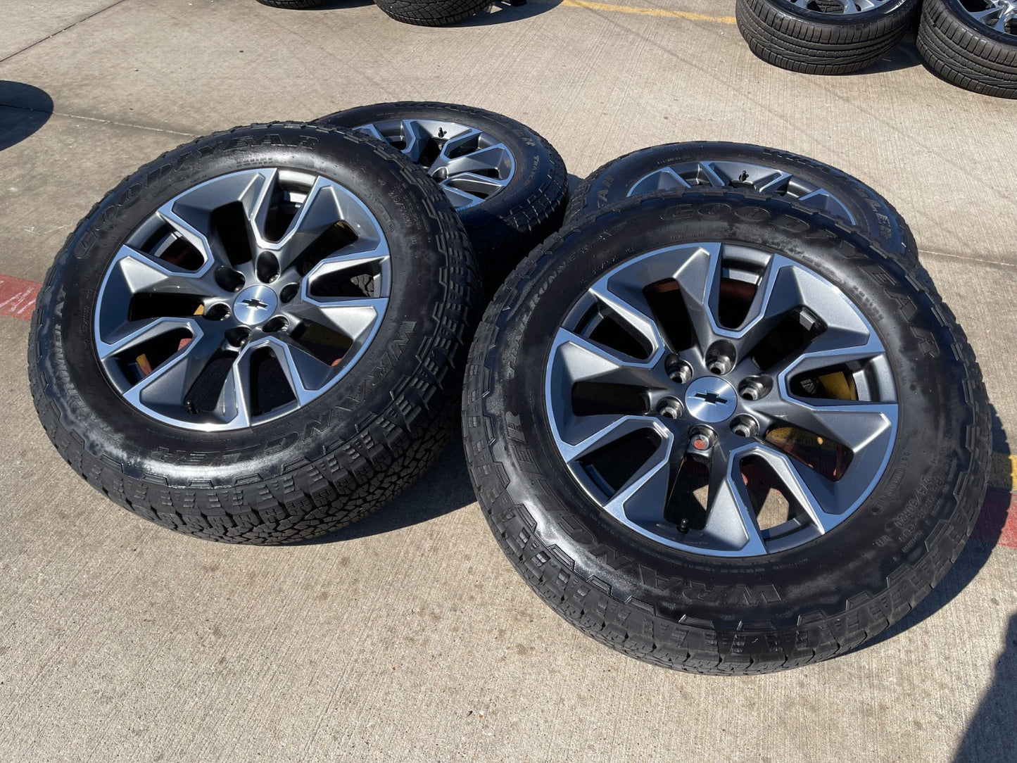 20" Chevy Silverado 1500 Tahoe Suburban OEM 5915 5916 wheels rims GOODYEAR