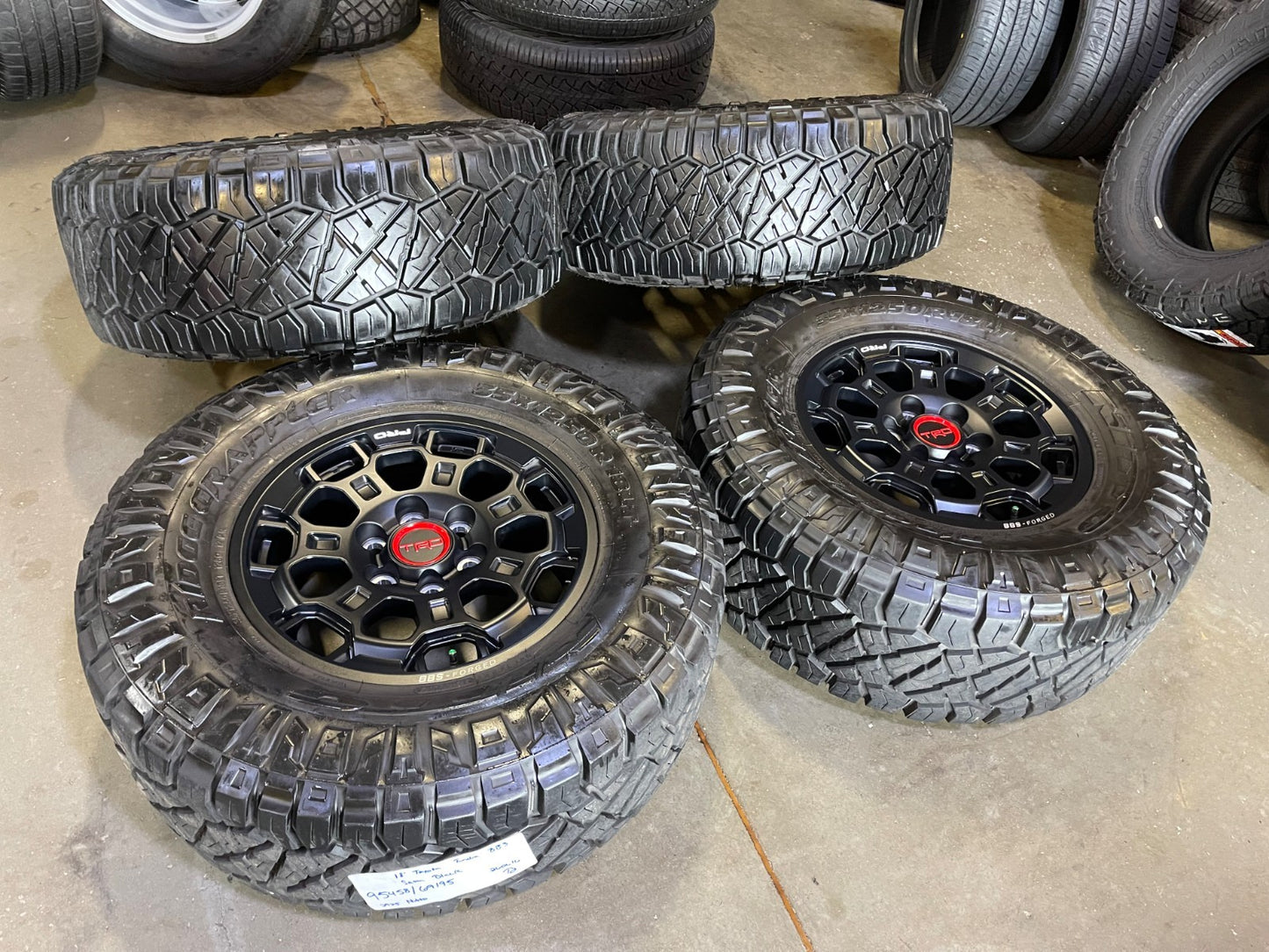 18" Toyota Tundra TRD BBS FORGED OEM black 95458 wheels rims Sequoia NITRO 35"