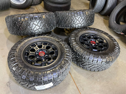 18" Toyota Tundra TRD BBS FORGED OEM black 95458 wheels rims Sequoia NITRO 35"