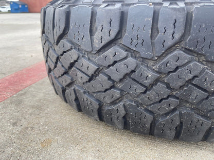 18" Ram 1500 OEM stock wheel rim 2669 tire 2019 2020 2021 2022 2023 2024