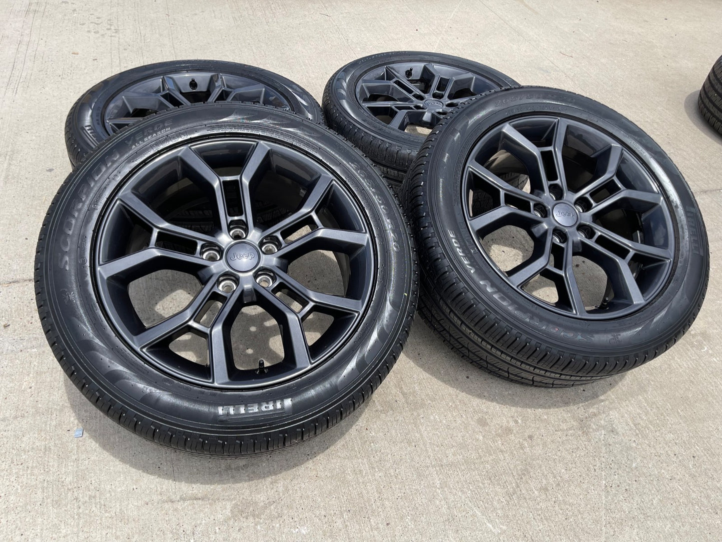 20" Jeep Grand Cherokee L OEM 9322 wheels rims Dodge Durango SET 2025 2026 2027