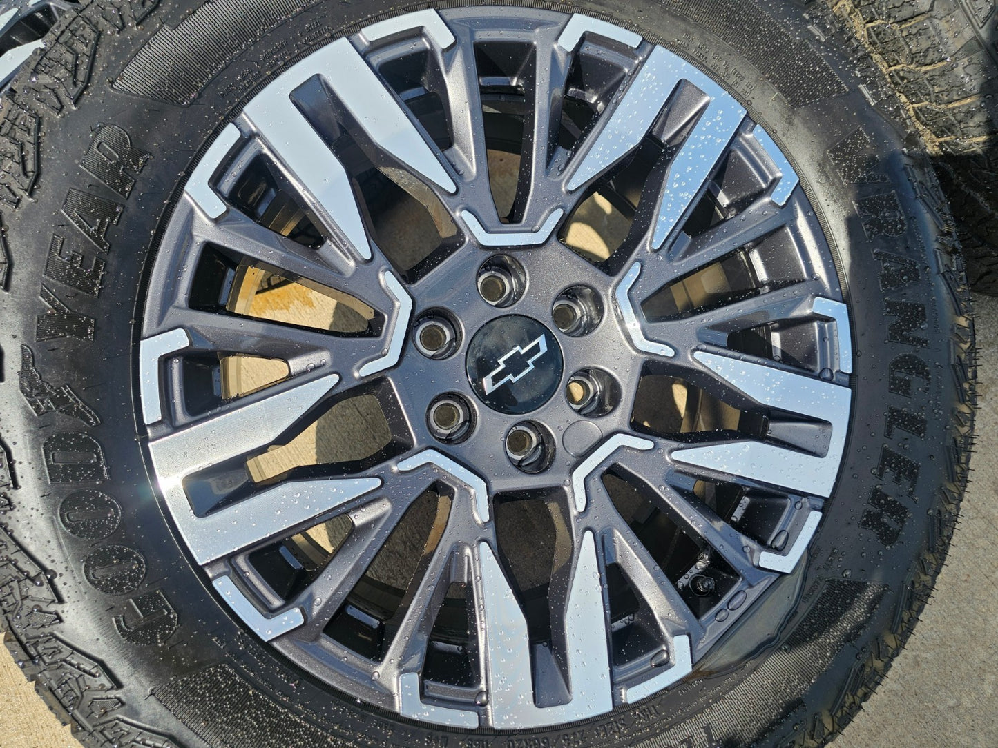 20" Chevy Silverado Z71 GMC Sierra Canyon OEM wheels rims 2025 2026 2027 SET