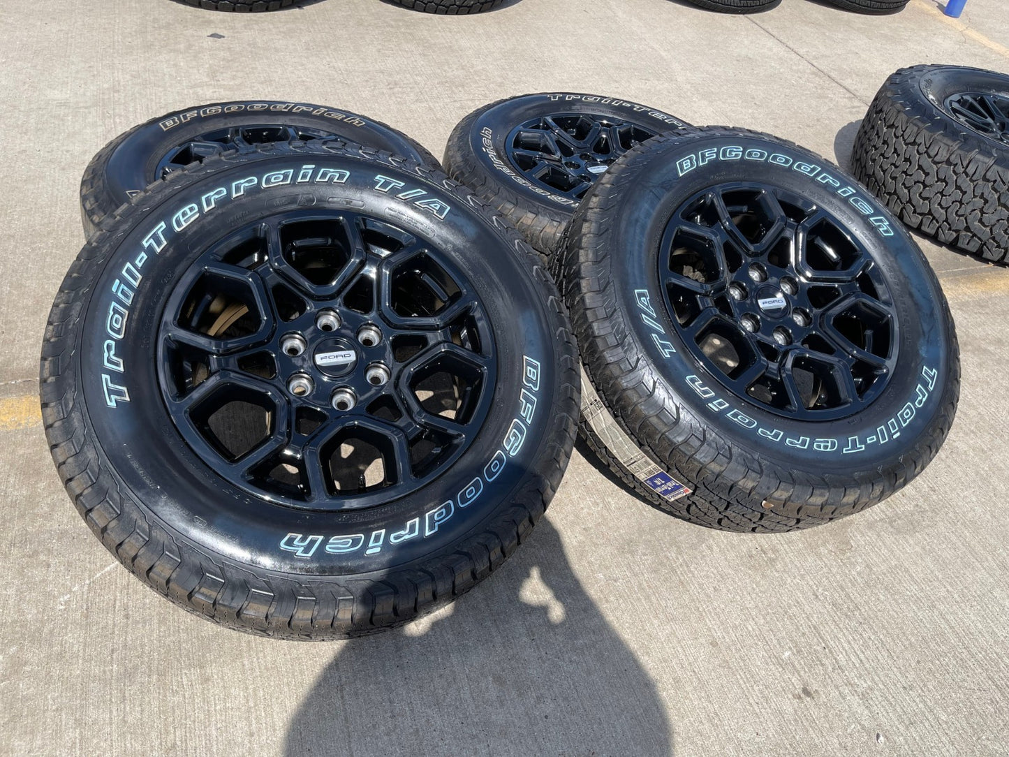 18" Ford F-150 OEM rims wheels 95049 10340 Expedition BFG