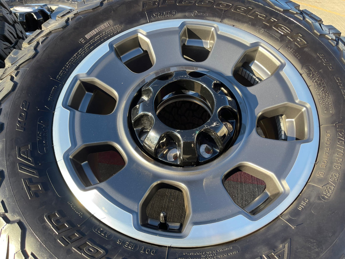 18" Ford F-250 F-350 OEM TREMOR rims wheels 10482 BFG KO2 A/T