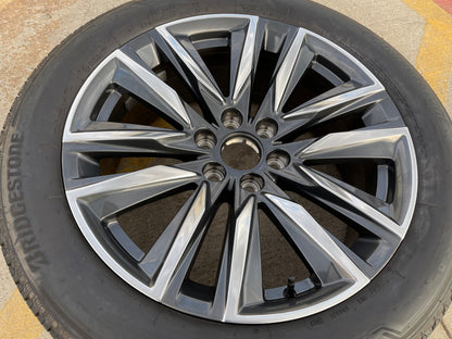 (1) 22" Cadillac Escalade OEM Platinum 4869 95028 wheel rim 2023 2024 2025 2026