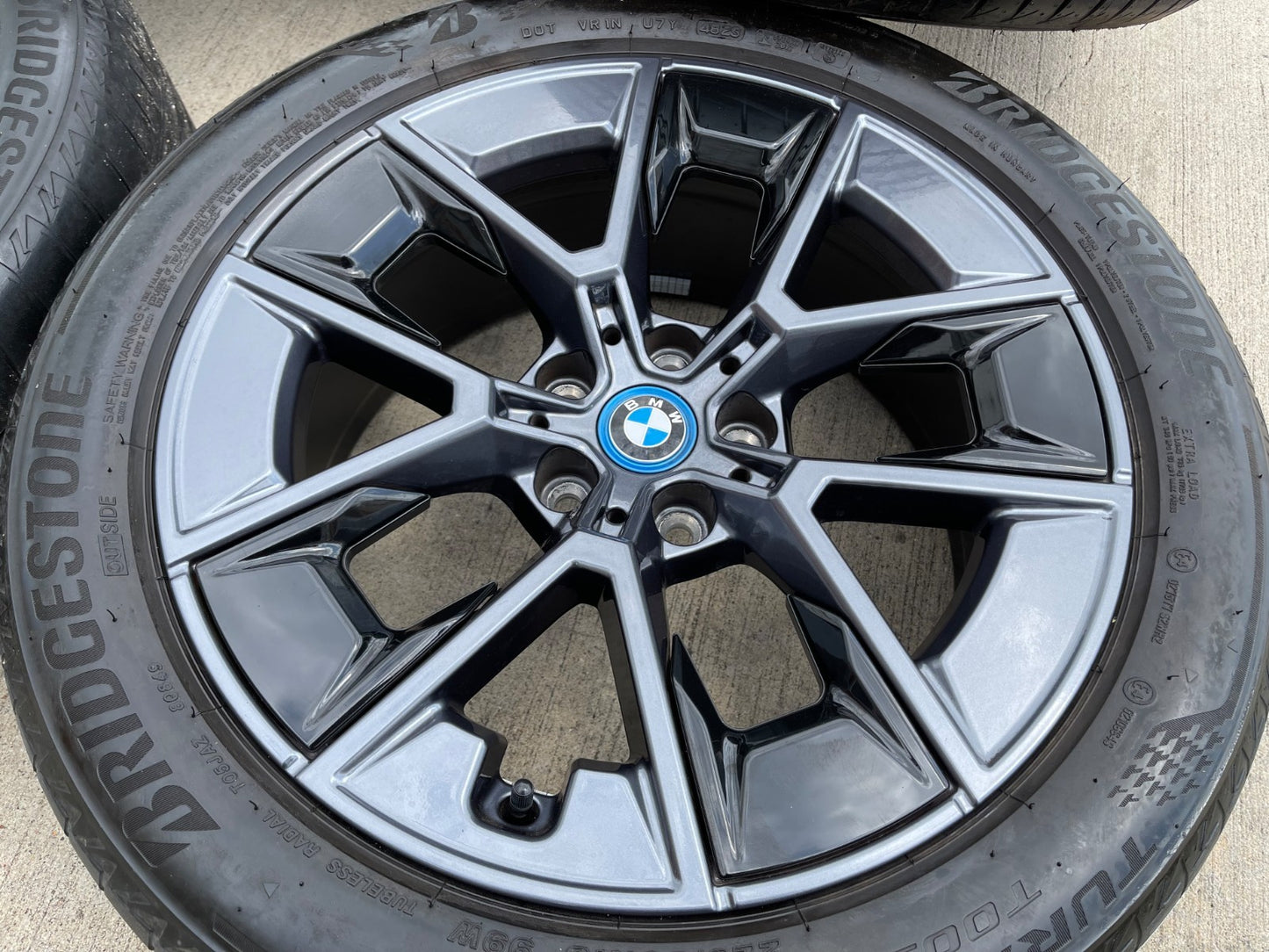 18" BMW OEM 4 5 Series wheels rims 86629 86630 i4 i5 2023 2024 2025 2026 2027