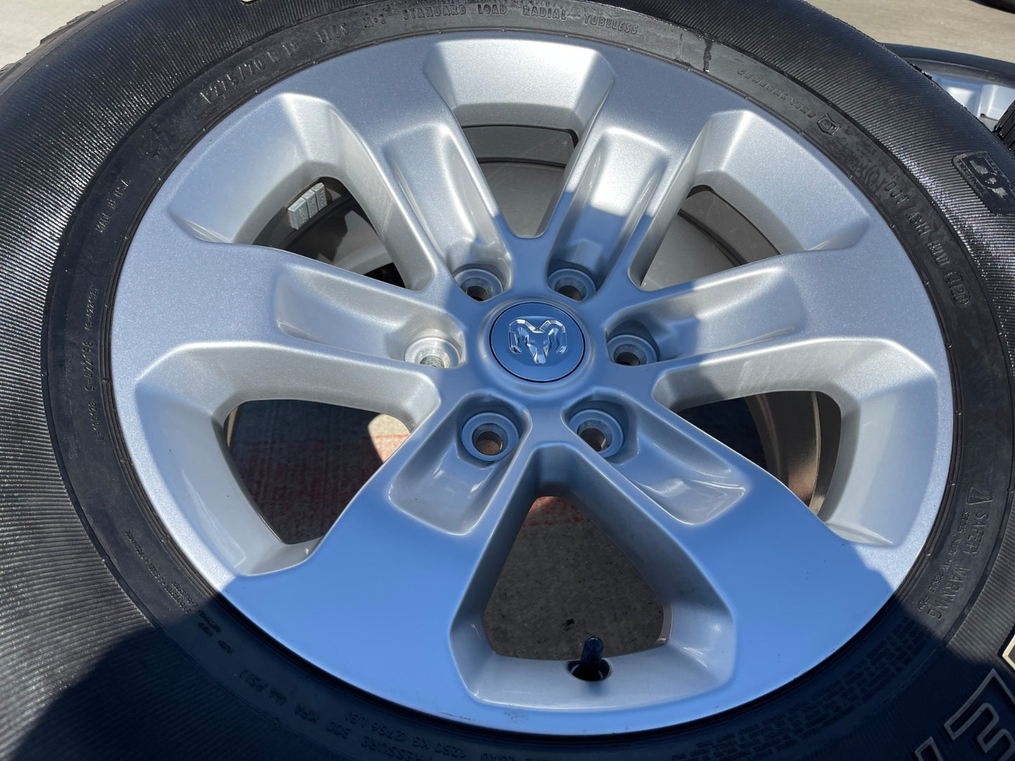 18" Dodge Ram 1500 OEM wheels rims 2672 tires GENERAL A/TP