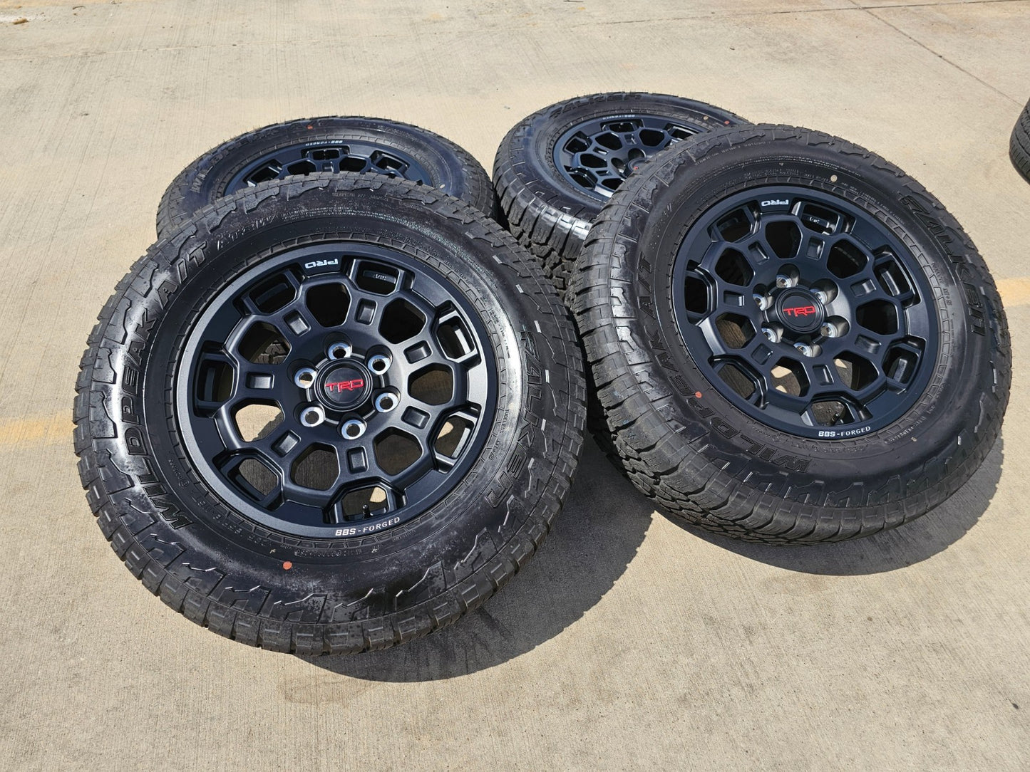 18" Toyota Tundra TRD BBS FORGED OEM black 95458 wheels rims Sequoia 2025 2026