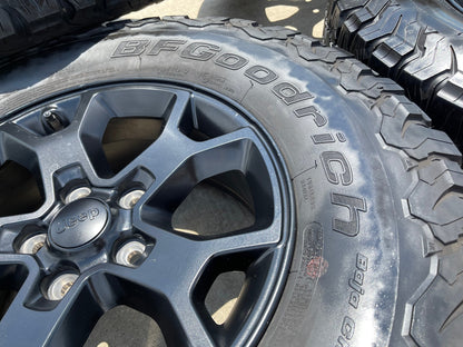 17" Jeep Wrangler Rubicon OEM 9218 Black wheels rims Gladiator BFG