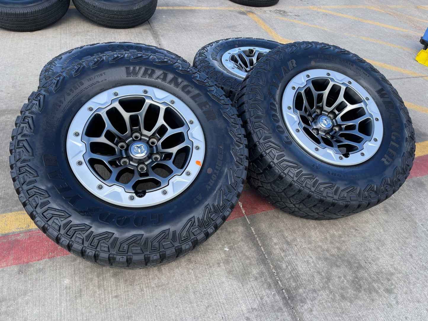 18" Dodge Ram 1500 TRX Beadlock OEM 2735 RHO wheels rims 2021 2022 2023 2024