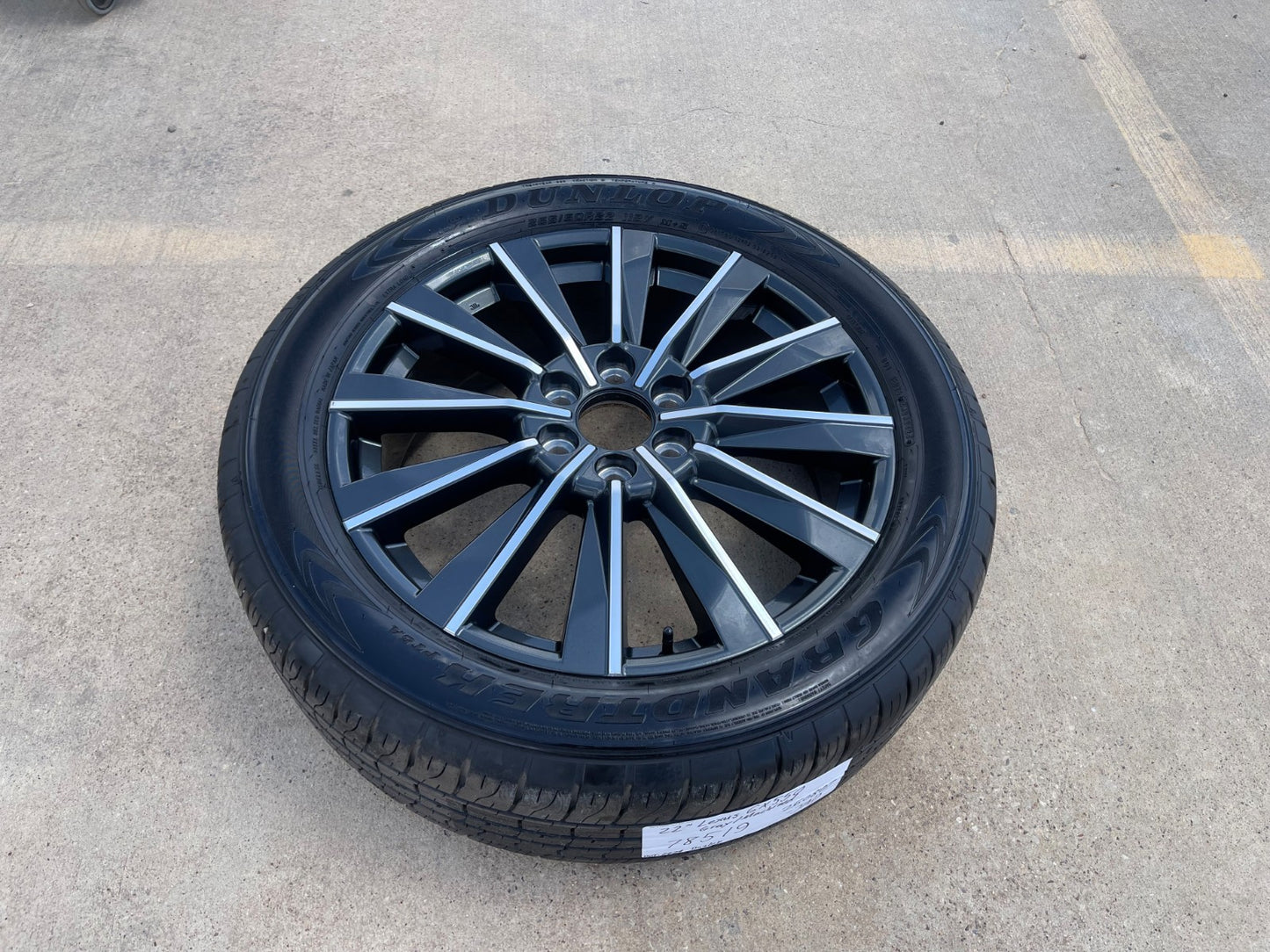 22" Lexus GX550 OEM wheel rim Toyota Land Cruiser Tundra 78519 LX600 tire NEW