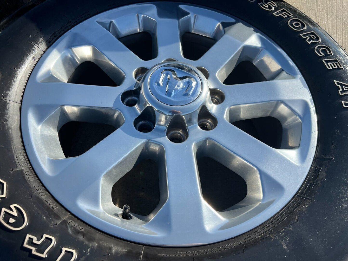 20" Dodge Ram 2500 3500 LARAMIE OEM 2700 wheels rims 2023 2024 2025 tires