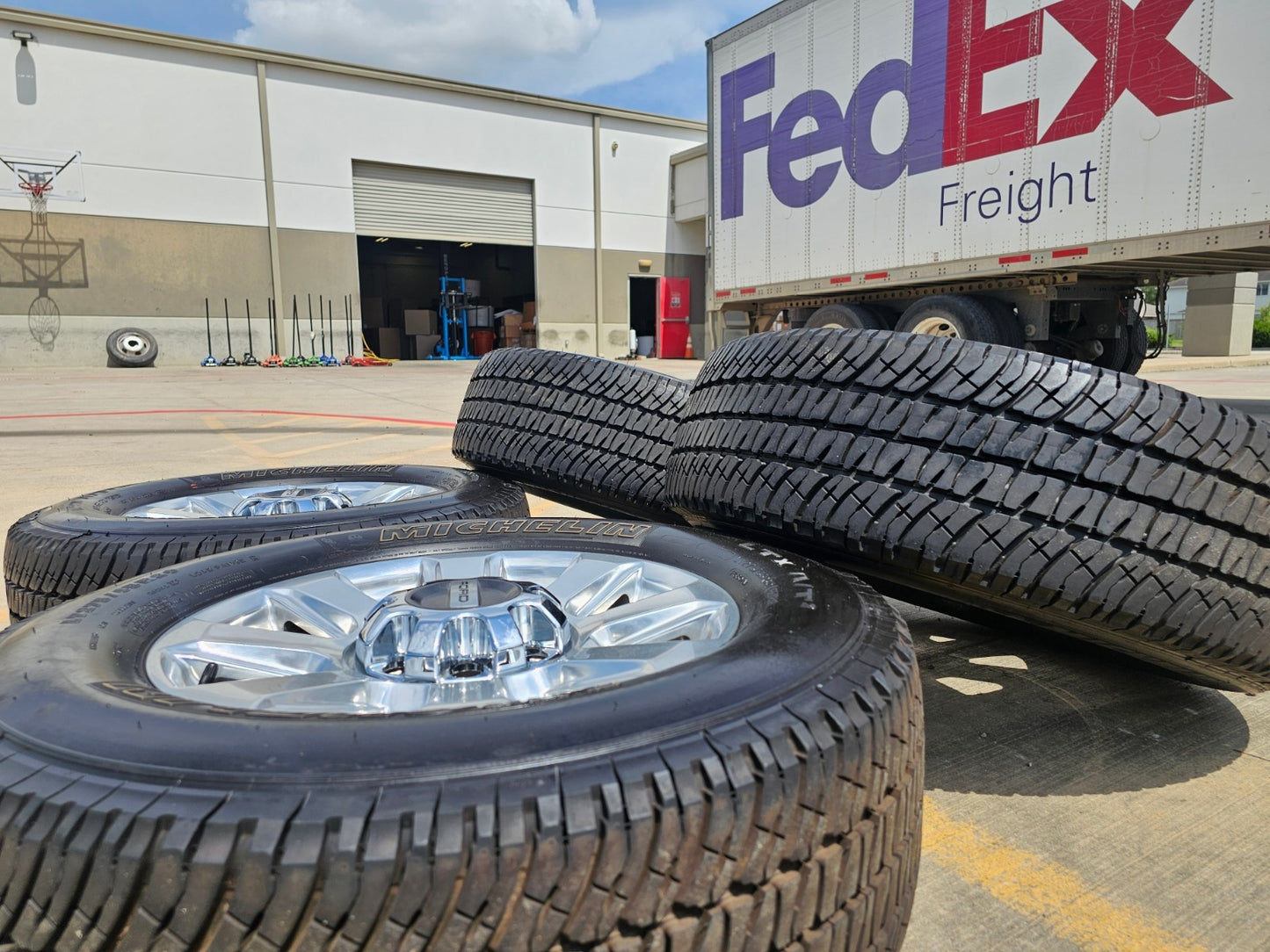 20" Ford F-250 F-350 Platinum OEM rims wheels 10103 tires MICHELIN A/T2