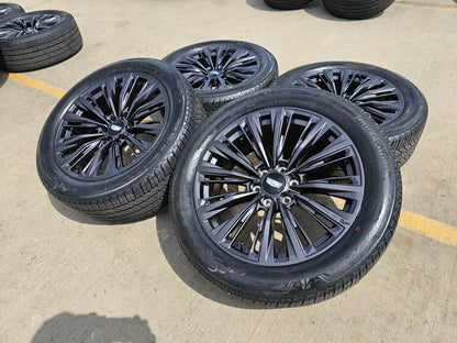 22" Cadillac Escalade V V600 Platinum OEM ORIGINAL wheels rims 2025 2026 NEW