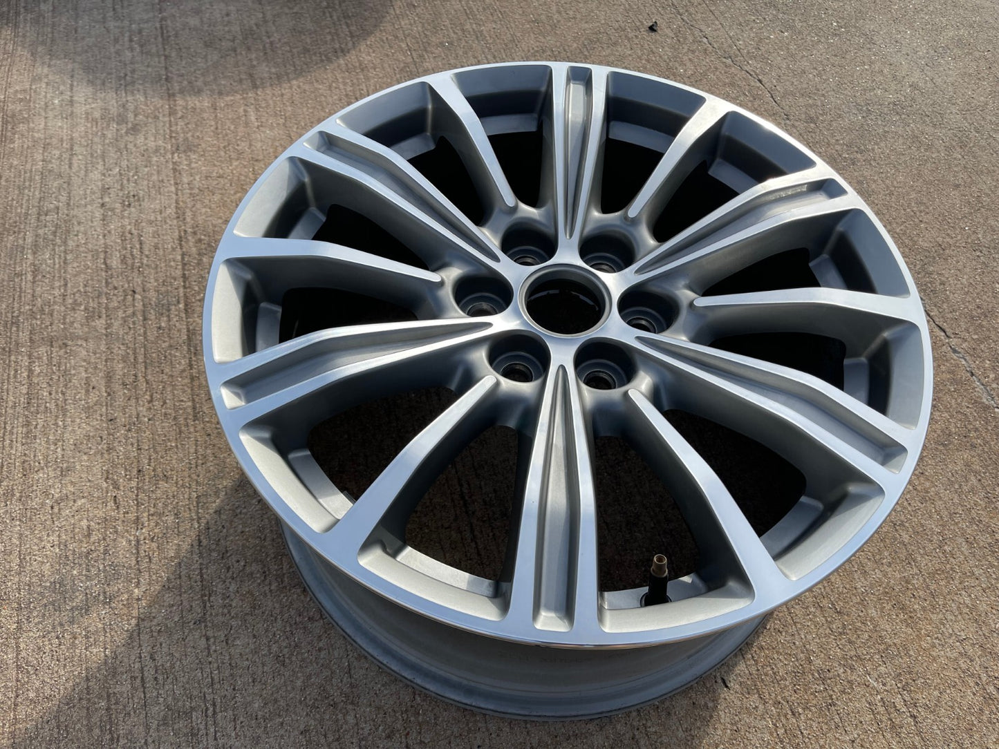 18" Cadillac XT6 XT5 SRX OEM wheel rim spare Blazer Acadia 4799 4798