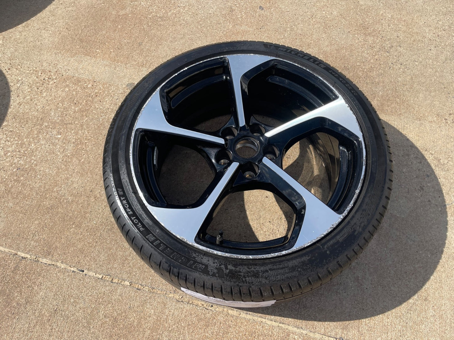 20" 20x8.5 Lucid Air OEM Grand Touring 95709 wheel rim 2024 2025 2026 FRONT