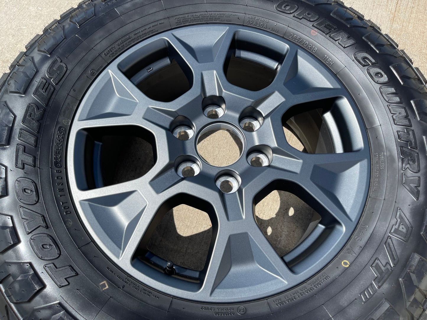 18" Lexus GX550 OEM 10544 wheel rim Toyota Land Cruiser Tundra Sequoia NEW