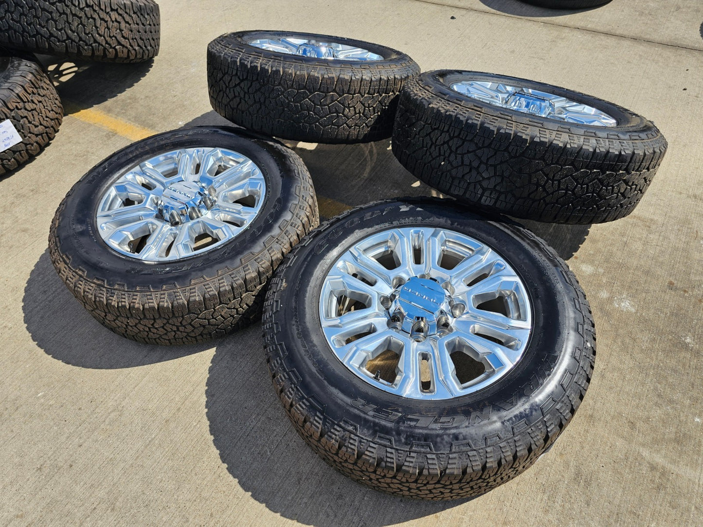 20" GMC Sierra Denali 2500 3500 OEM 5957 wheels rims tires 2024 2025 2026 NEW