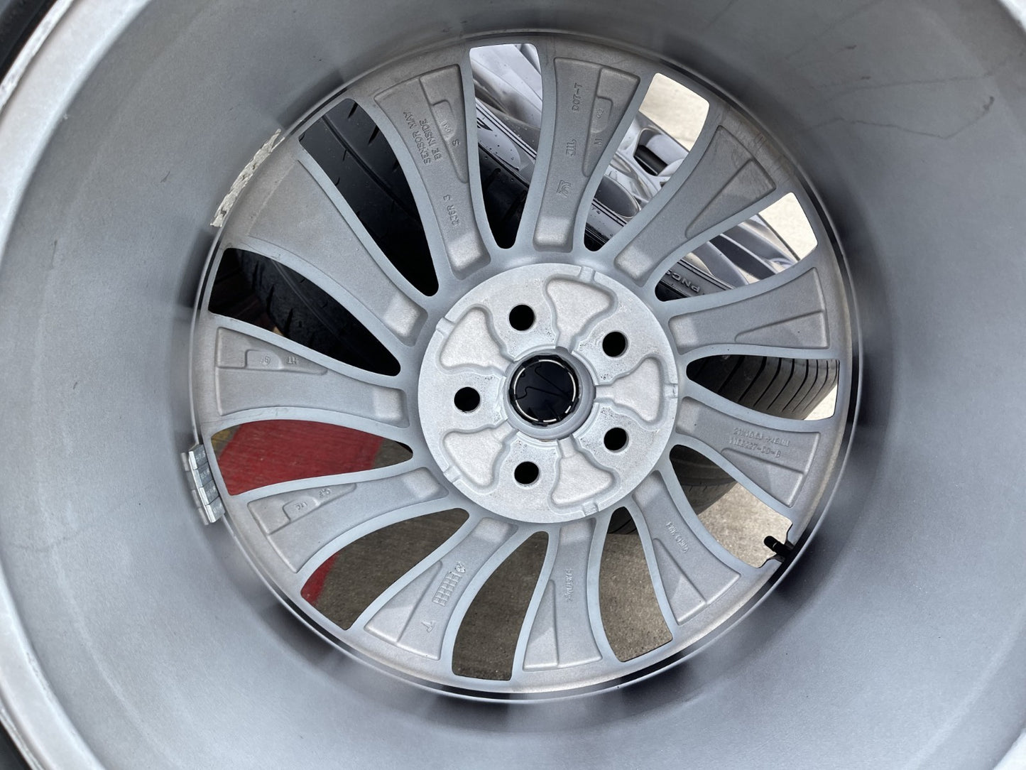 21" Tesla Model Y OEM INDUCTION wheels rims 2022 2023 2024 2025 2026 PIRELLI