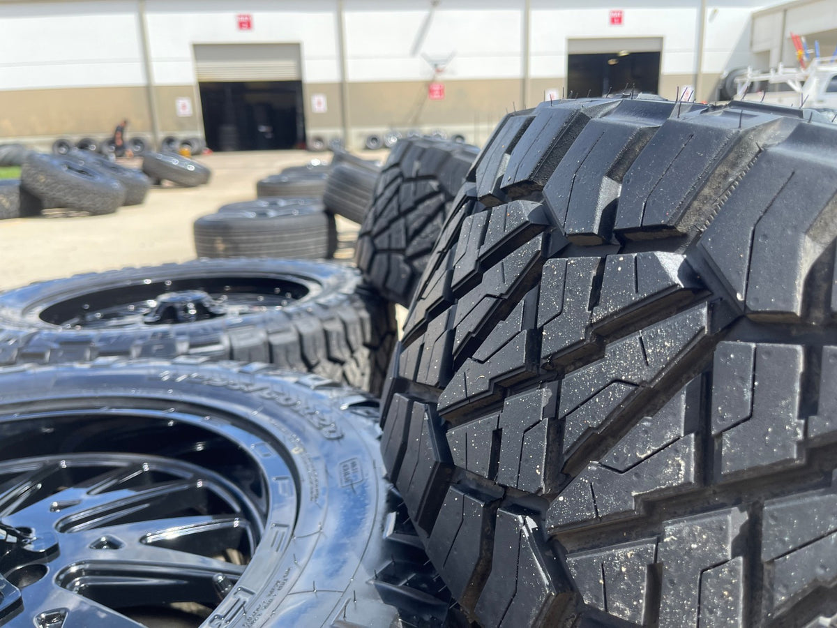 20" 20x9 TIS 547 Silverado Ford F-150 RAM wheels rims 6x139 6x135 +18 NITRO 34"