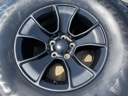 (4) 17" Jeep Wrangler Rubicon OEM 96226 wheels rims Gladiator BFG KO2 37" NEW