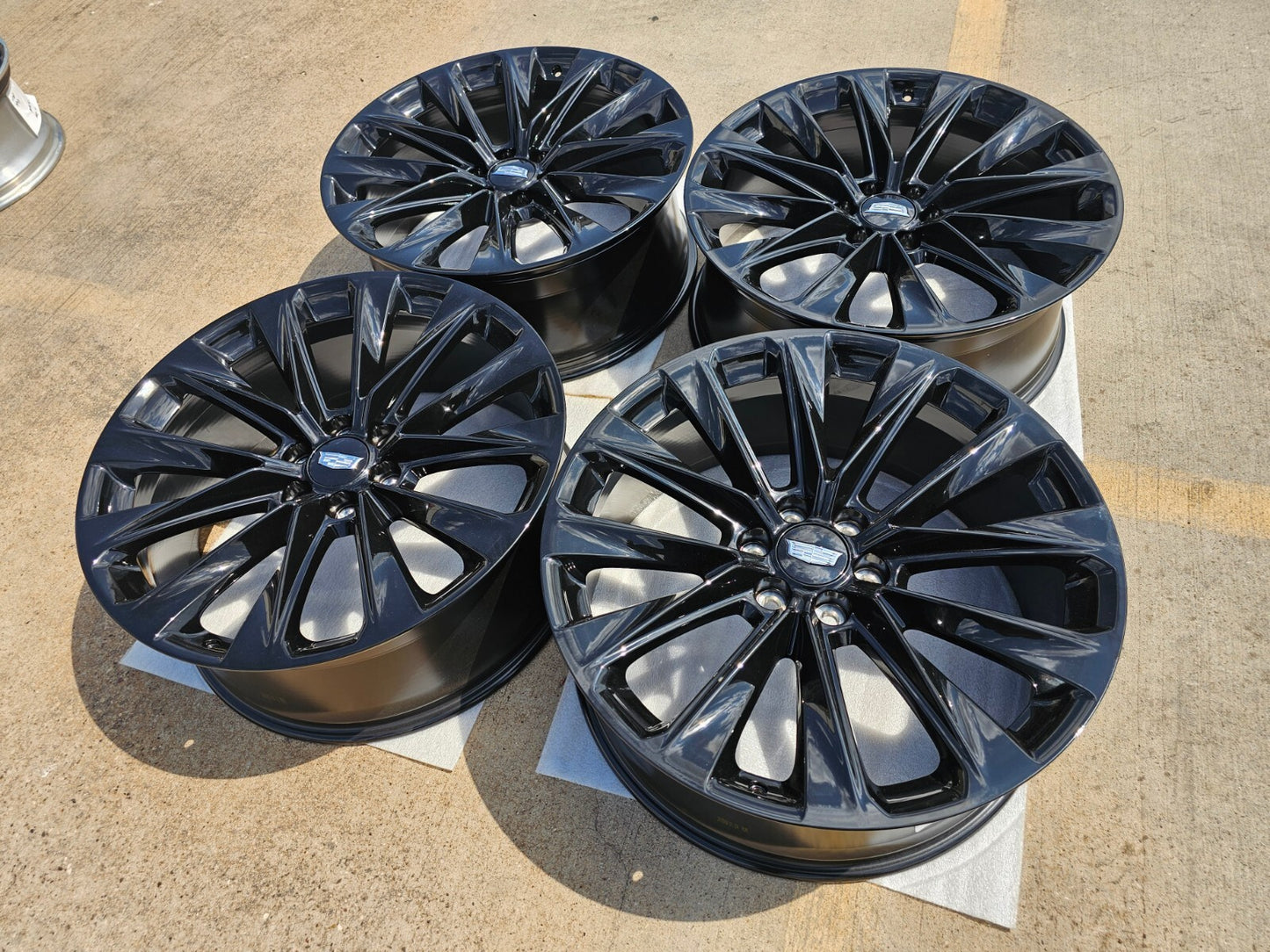 24" Cadillac Escalade V OEM ONYX wheels rims 2023 2024 2025 2026 2027 NEW