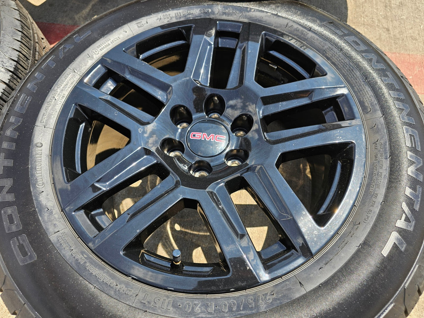 20" GMC Sierra Chevy Silverado Tahoe Suburban ZR2 OEM 5913 wheels rims 2025 NEW