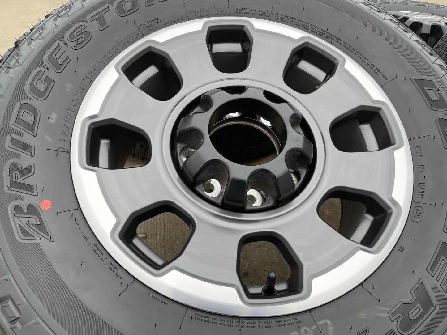 18" Ford F-250 F-350 OEM TREMOR 10482 rims wheels 2024 2025 2026 BRIDGESTONE