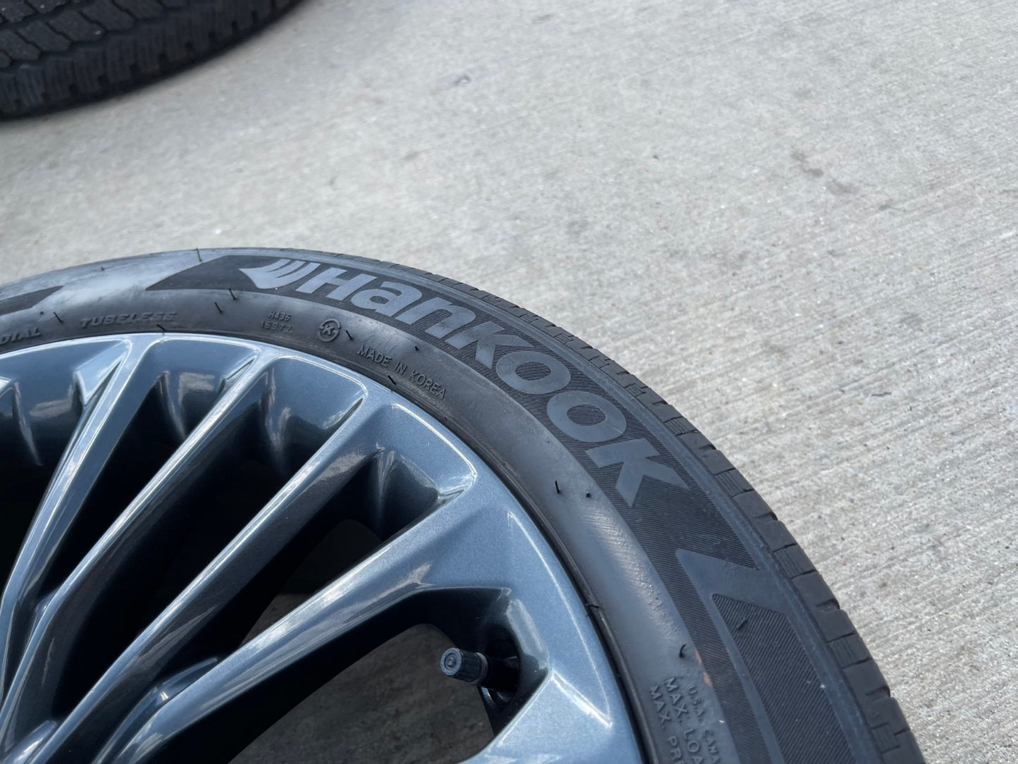 18" Toyota Avalon Camry OEM wheels rims 75233 CHR 2018 2019 2020 2022 2023 2024